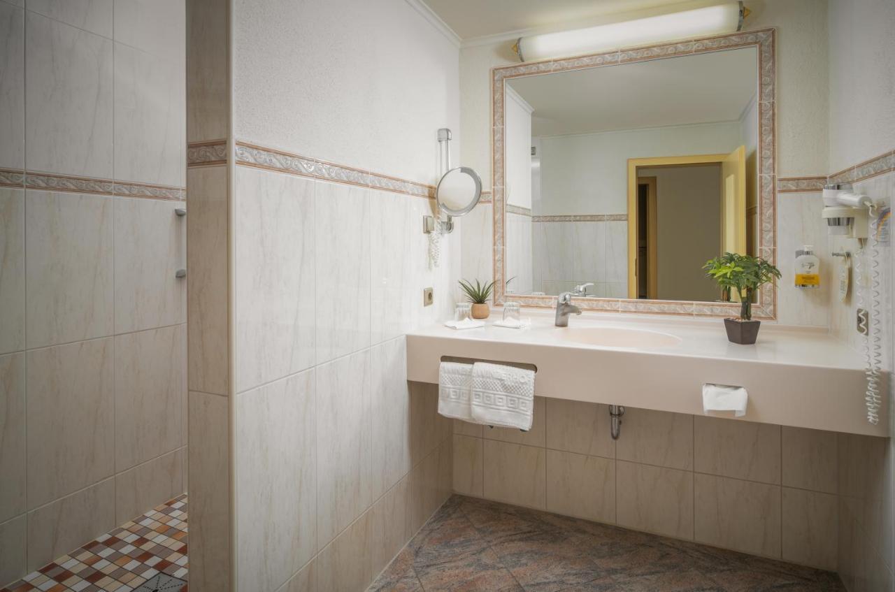 Ringhotel Winzerhof Rauenberg  Eksteriør billede